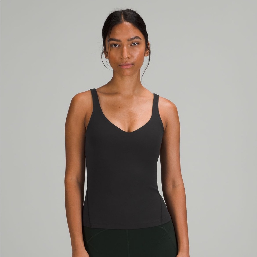 NWOT Lululemon flow y tank nulu